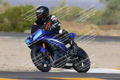 media/Oct-09-2022-SoCal Trackdays (Sun) [[95640aeeb6]]/Turn 3 (930am)/